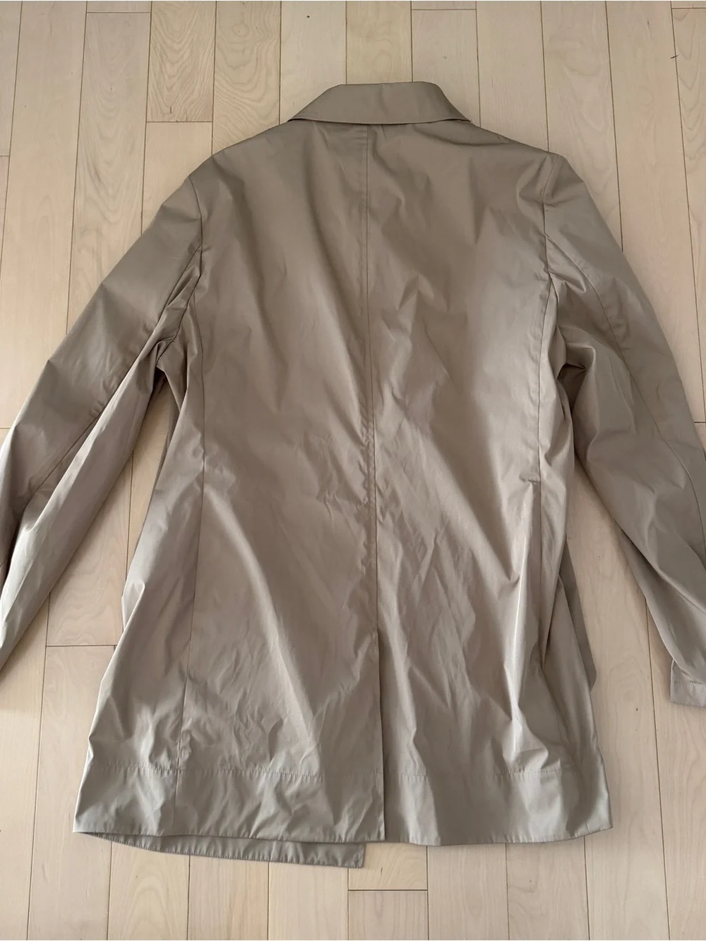 Men's Tallia Classic Tan Trench Coat with Red Cuff Detail